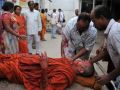 إصابة راهبين بانفجارات في الهند، واشتباه بصلتها بأحداث مسلمي بورما