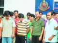 سلطات بنجلاديش تلقي القبض على 15 شخصاً بمطار دكا