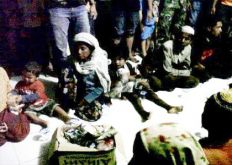 البحرية الإندونيسية تنقذ 63 لاجئاً روهنجيا جديداً في أتشيه الشرقية
