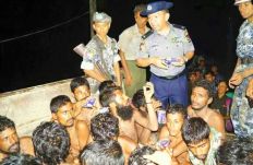 بورما ترحل أكثر من 200 مهاجر غير شرعي إلى بنجلاديش