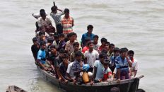 أكثر من 90 من طالبي اللجوء عالقون في جزيرة نائية في إندونيسيا