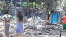 قوات بورما تحرق 6 قرى للروهينغا وتقتل 65 مسلمًا