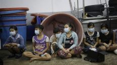 مصانع تايلاند تستعبد مهاجري بورما