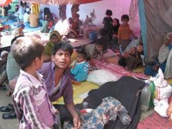 رئيس ميانمار يصرح بأنه ليس لديه خيار سوى السماح بوصول المساعدات للمسلمين