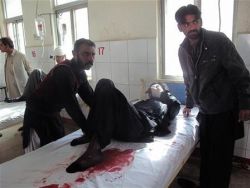 مقتل خمسة وإصابة 90 في هجوم على تجمع شيعي بباكستان