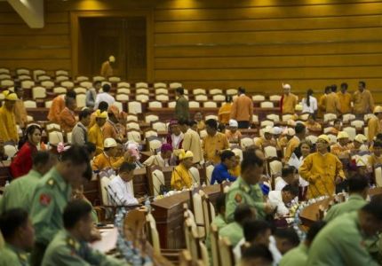 برلمان ميانمار يرفض تجنيس مسلمي الروهينغا