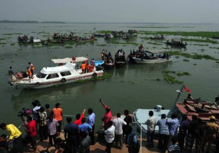 About 40 migrants missing off Bangladesh after their boats sinks