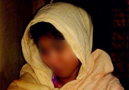 فتاة روهنجية تتعرض لاغتصاب في مخيم للاجئين ببنجلاديش