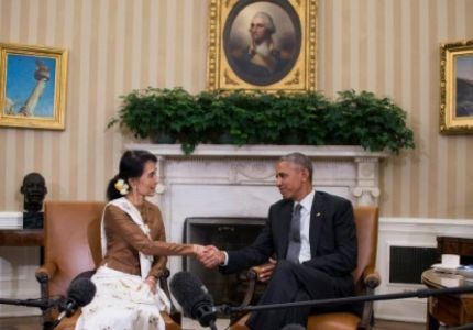 أوباما يستقبل &quot;سوشي&quot; ويرفع العقوبات عن بورما