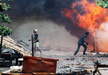 غوغائيون بوذيون يحرقون 3 قرى للمسلمين في وسط بورما