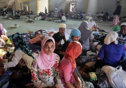 Malaysia tells thousands of Rohingya refugees to 'go back to your country'