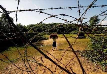 مصدران حكوميان في داكا : ميانمار تضع ألغاما قرب الحدود مع بنجلادش