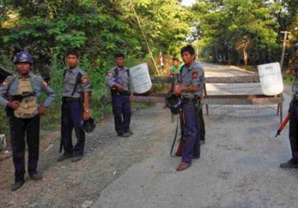 Army officer tortures village Admin officer for money