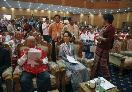 محاولات لتوسيع اتفاق وقف القتال بين الحكومة والمعارضة في ميانمار