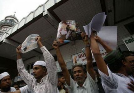 بورما تفرض غرامة مالية على المسلمين لاتهامهم بترميم المساجد