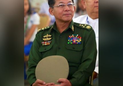 قائد الجيش في ميانمار يدعو النازحين للعودة إلى قراهم ولا يذكر الروهينجا