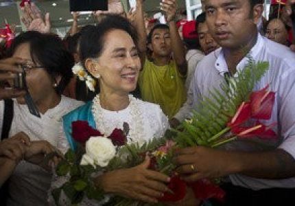 حزب &quot;NLD&quot; يشكلون الحزب الحاكم في بورما بعد نضال استمر عشرات السنين