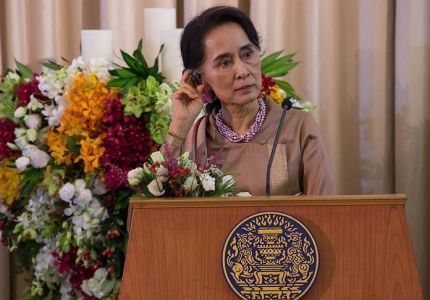 جيش ميانمار يقول إنه سيسحب قواته من أجزاء في أراكان